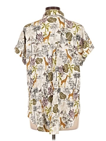 Jane and Delancey Short Sleeve Button-Down Shirt (view 2)
