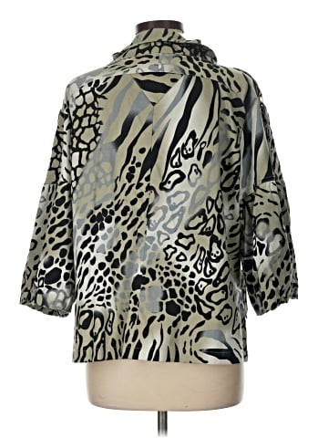 Laura Max Raincoat (view 2)