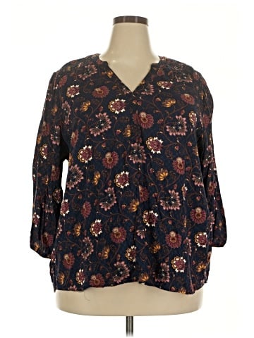 Falls Creek 3/4 Sleeve Blouse (view 1)