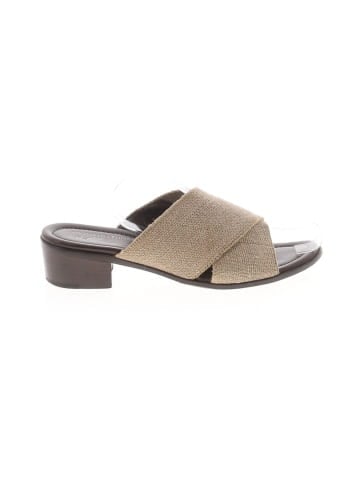 Donald J Pliner Sandals (view 1)