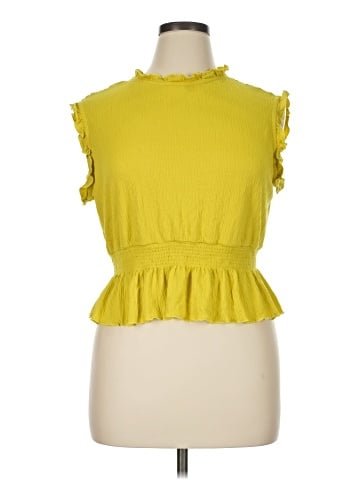 Scoop Sleeveless Blouse (view 1)