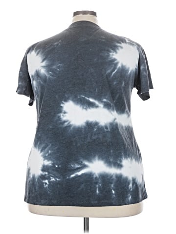 LIVI Short Sleeve T-Shirt (view 2)