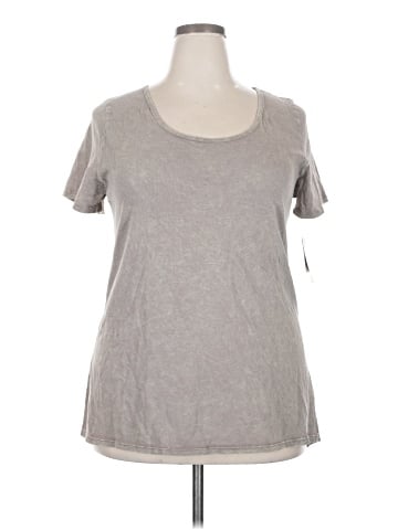 Lularoe Short Sleeve T-Shirt (view 1)