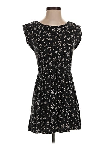 Forever 21 Casual Dress (view 1)
