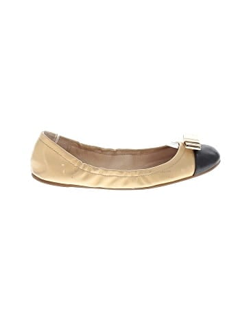 Coach Flats (view 1)
