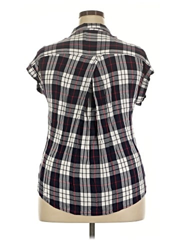 Jachs Girlfriend Sleeveless Button-Down Shirt (view 2)