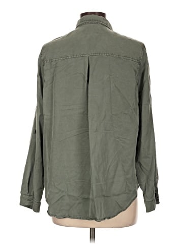 Universal Thread Long Sleeve Button-Down Shirt (view 2)