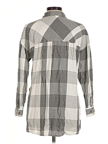 Splendid Long Sleeve Button-Down Shirt (view 2)