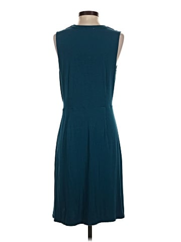 Ann Taylor LOFT Outlet Cocktail Dress (view 2)