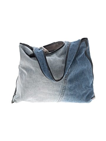 3.1 Phillip Lim Hobo (view 1)