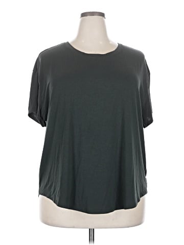 Athleta Short Sleeve T-Shirt (view 1)