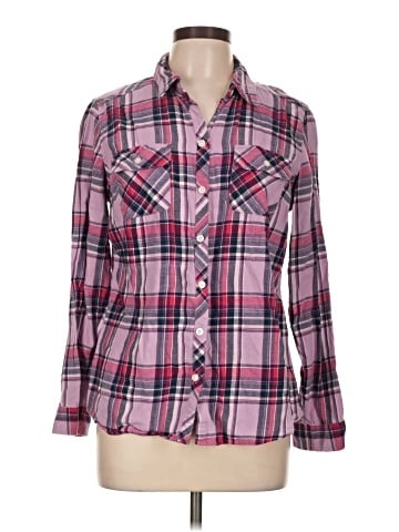 Croft & Barrow Long Sleeve Button-Down Shirt (view 1)