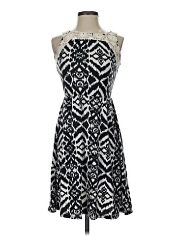 Xhilaration Cocktail Dress (view 1)