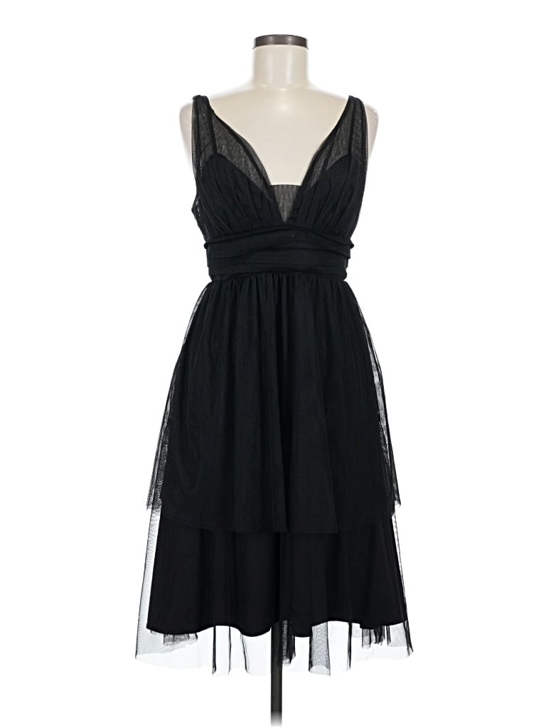 Pre-owned Modcloth Cocktail Dress In Black