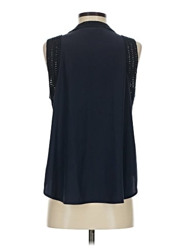 Elizabeth and James Sleeveless T-Shirt (view 2)