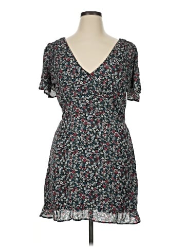 Abercrombie & Fitch Casual Dress (view 1)