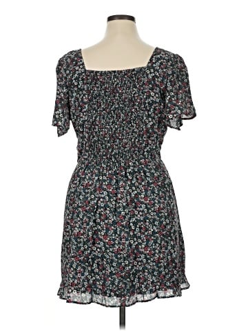 Abercrombie & Fitch Casual Dress (view 2)