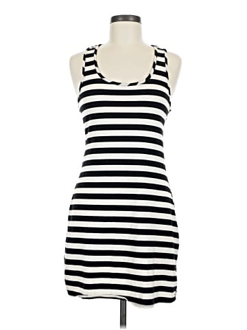 Xhilaration Casual Dress (view 1)