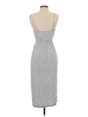 Old Navy Casual Dress (view 2)
