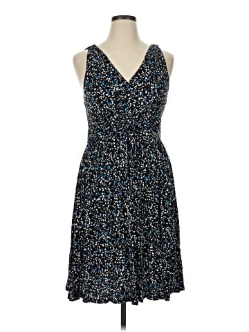 Ann Taylor LOFT Outlet Cocktail Dress (view 1)