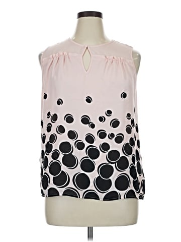 Elle Sleeveless Blouse (view 1)