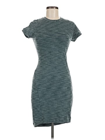 Lululemon Athletica Casual Dress (view 1)