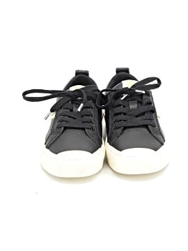 Cariuma Sneakers (view 2)
