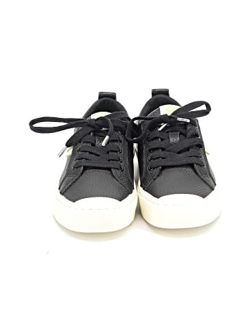 Cariuma Sneakers (view 2)