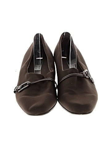 Munro American Heels (view 2)