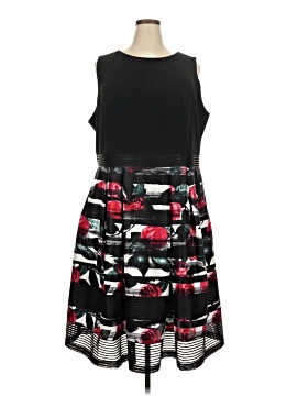 Carmen Marc Valvo Cocktail Dress (view 1)