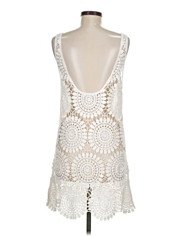Abercrombie & Fitch Sleeveless Top (view 2)