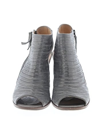 Paul Green Ankle Boots (view 2)