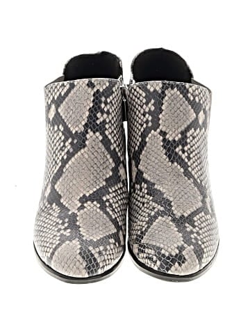 Munro American Ankle Boots (view 2)