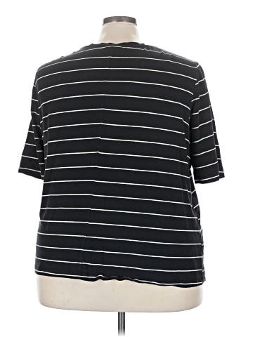 Who What Wear Short Sleeve T-Shirt (view 2)