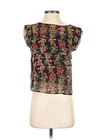 Lily White Short Sleeve Blouse (view 1)