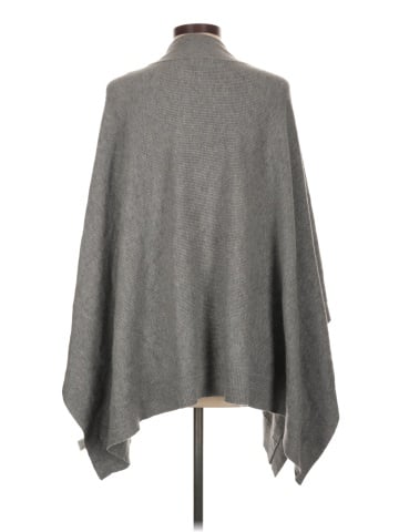 Ingrid + Isabel Poncho (view 2)