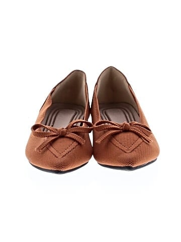 Unbranded Flats (view 2)