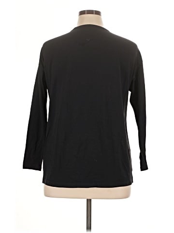 Lululemon Athletica 3/4 Sleeve T-Shirt (view 2)