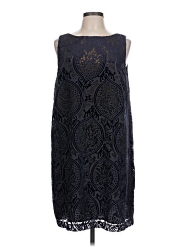 Ann Taylor LOFT Outlet Cocktail Dress (view 1)