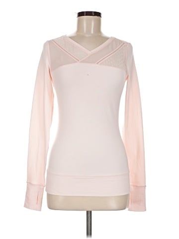 Lululemon Athletica Long Sleeve T-Shirt (view 1)