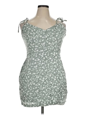Abercrombie & Fitch Casual Dress (view 1)