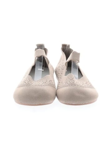 Unbranded Flats (view 2)