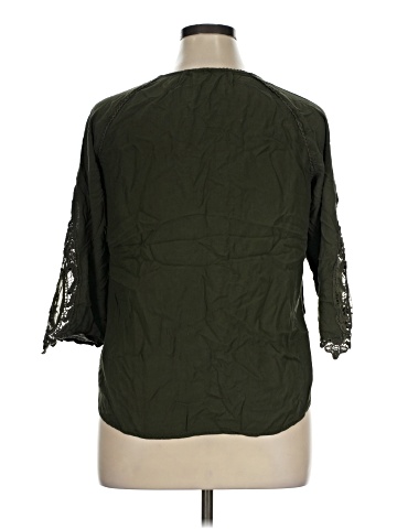 Intro 3/4 Sleeve Blouse (view 2)