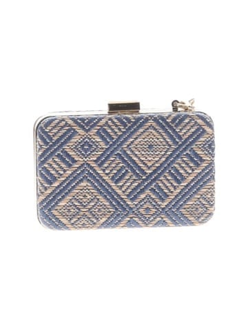 C. Wonder Clutch (view 2)
