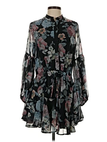 VICI Casual Dress (view 1)