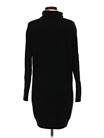 Gap - Maternity Turtleneck Sweater (view 2)