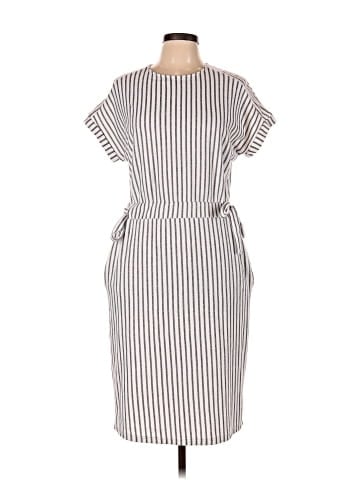 Betsey's Boutique Shop Casual Dress (view 1)