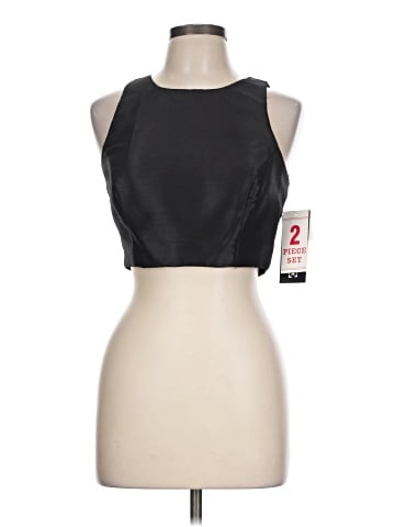 Xscape Sleeveless Top (view 1)