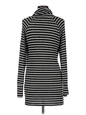 Mix by 41 Hawthorn Long Sleeve Turtleneck (view 2)