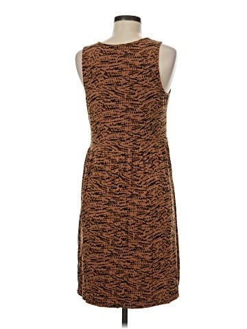 Old Navy Casual Dress (view 2)